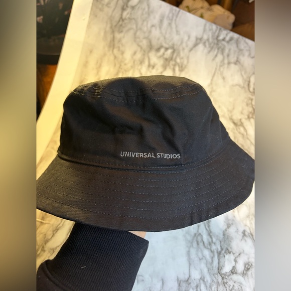 Black Jurassic Park bucket hat by Universal Studios - Picture 3 of 5